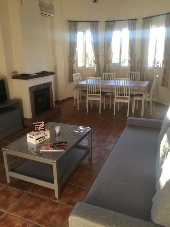 Villa Casa Las Fresas Alcaucin Luaran gambar